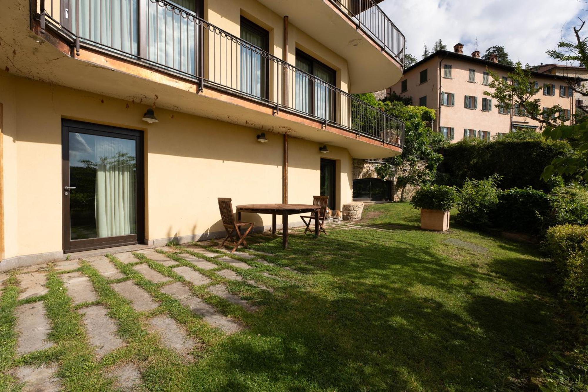 Apartments Vistallihouse Bergamo Eksteriør billede